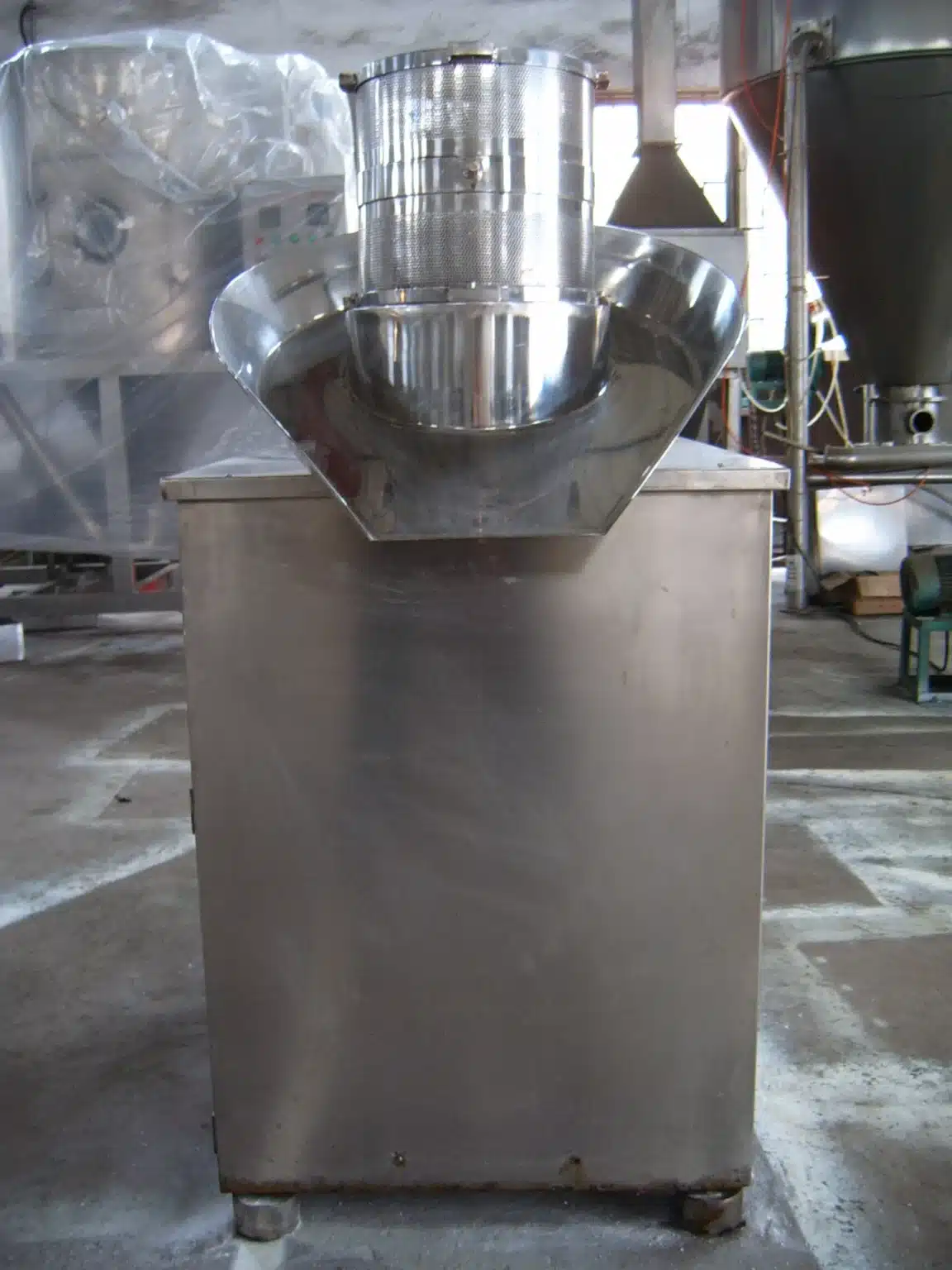 A Basket Granulator for High-Output Wet Extrusion