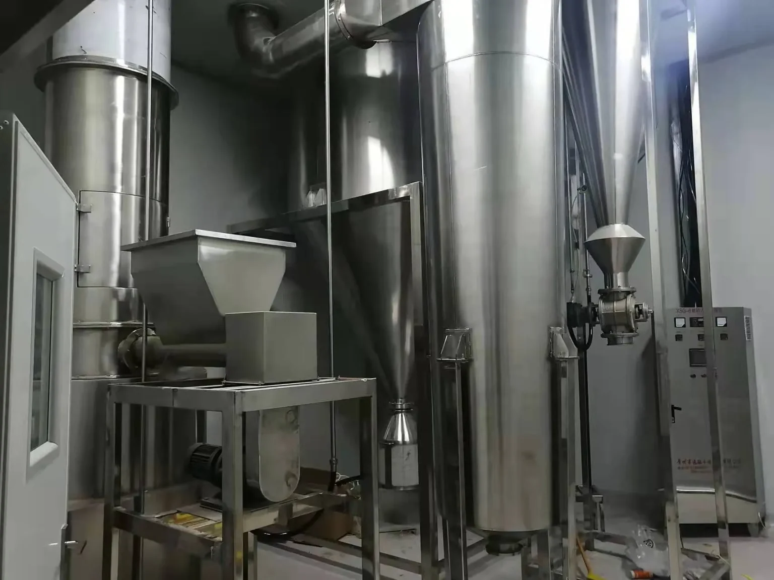 A Spin Flash Dryer That Dries and Grinds in One Pass