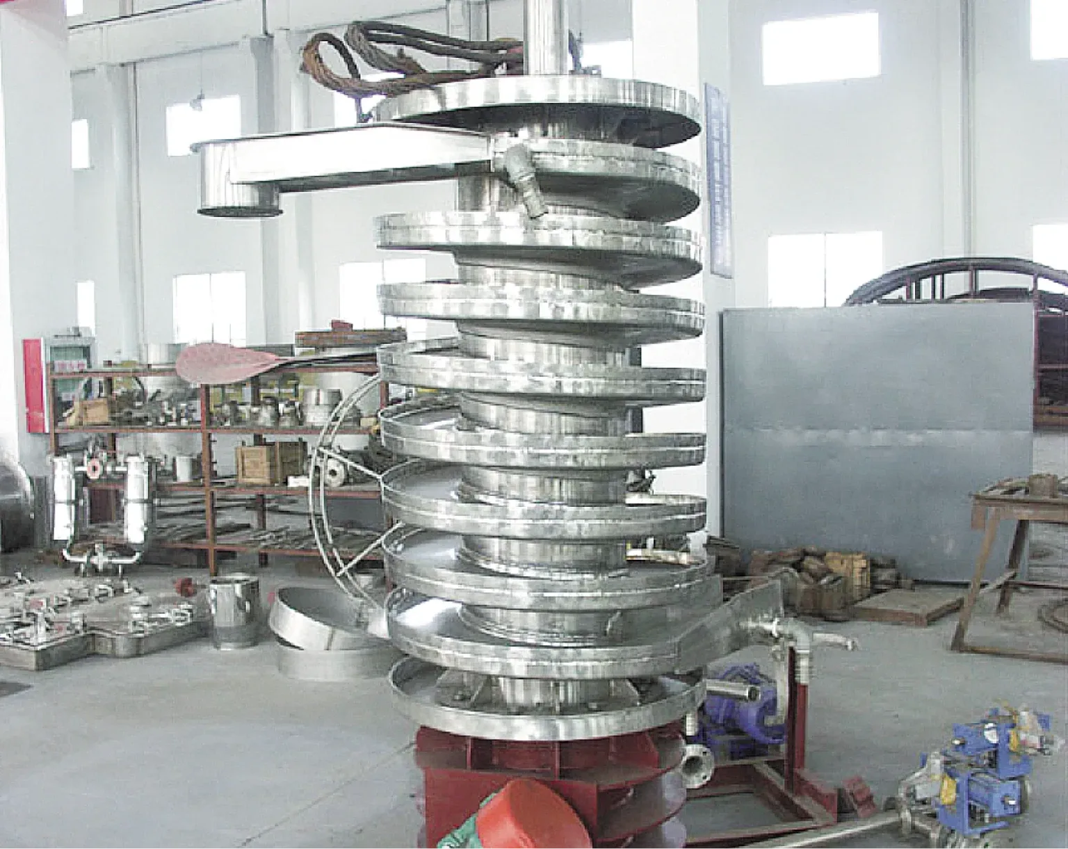 A Spiral Vibrating Dryer for Continuous Pellet and Granule Drying
